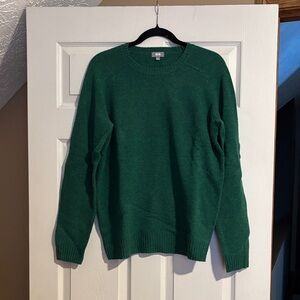 Uniqlo Women's Wool Green Crewneck Sweater